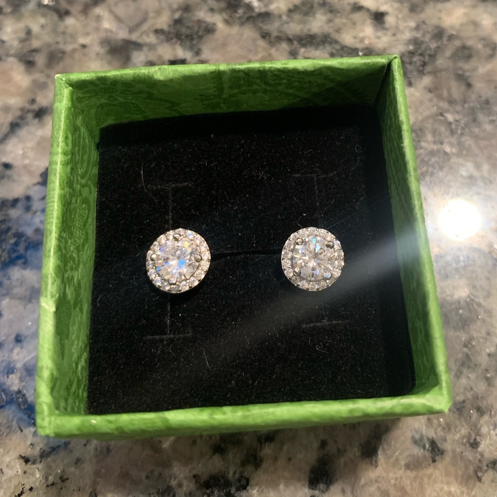 CZ halo studs